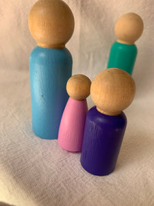 #6 Seconds 9cm & 6cm Peg Dolls