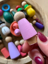 Load image into Gallery viewer, Seconds &amp; Samples Box 3