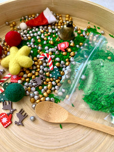 Peg Play & Pour Pouch - Christmas