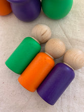 Load image into Gallery viewer, Seconds Peg Dolls #51
