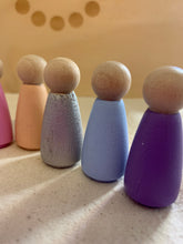 Load image into Gallery viewer, Seconds Peg Dolls #18